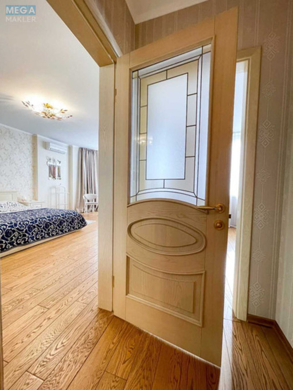 Продаж 4 кімнатної квартири (133/85/14,2), 14 пов. 24 пов. будинку, <a class="location-link" href="/kiev/" title="Недвижимость Київ">Київ</a>, <a class="location-link" href="/kiev/darnickij/" title="Недвижимость Дарницький район">Дарницький р-н</a>, Срібнокільська вул., 22 (изображение 5)