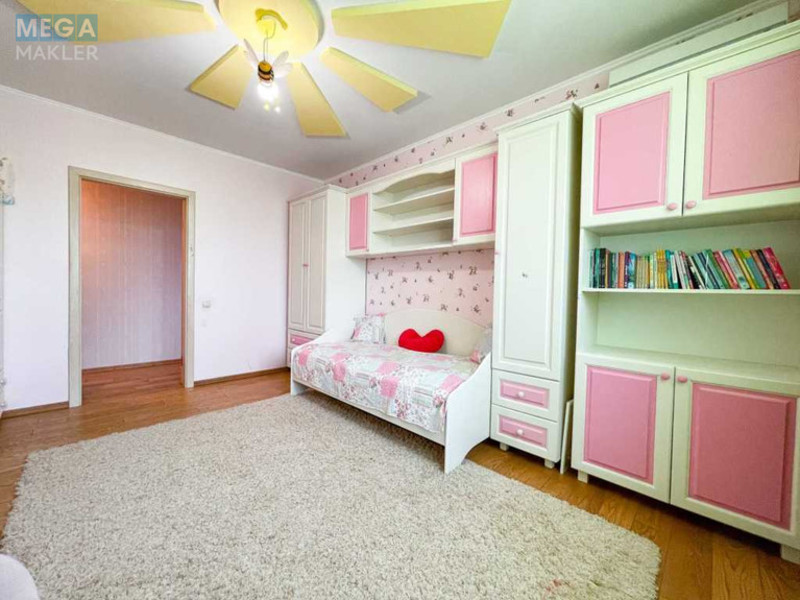 Продаж 4 кімнатної квартири (133/85/14,2), 14 пов. 24 пов. будинку, <a class="location-link" href="/kiev/" title="Недвижимость Київ">Київ</a>, <a class="location-link" href="/kiev/darnickij/" title="Недвижимость Дарницький район">Дарницький р-н</a>, Срібнокільська вул., 22 (изображение 11)