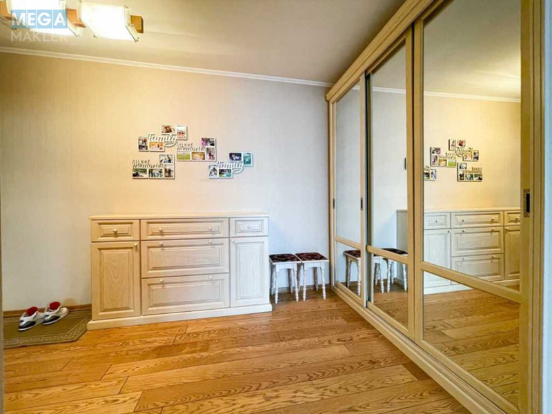 Продаж 4 кімнатної квартири (133/85/14,2), 14 пов. 24 пов. будинку, <a class="location-link" href="/kiev/" title="Недвижимость Київ">Київ</a>, <a class="location-link" href="/kiev/darnickij/" title="Недвижимость Дарницький район">Дарницький р-н</a>, Срібнокільська вул., 22 (изображение 16)