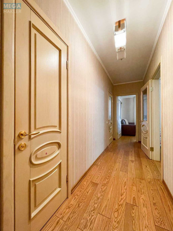 Продаж 4 кімнатної квартири (133/85/14,2), 14 пов. 24 пов. будинку, <a class="location-link" href="/kiev/" title="Недвижимость Київ">Київ</a>, <a class="location-link" href="/kiev/darnickij/" title="Недвижимость Дарницький район">Дарницький р-н</a>, Срібнокільська вул., 22 (изображение 17)