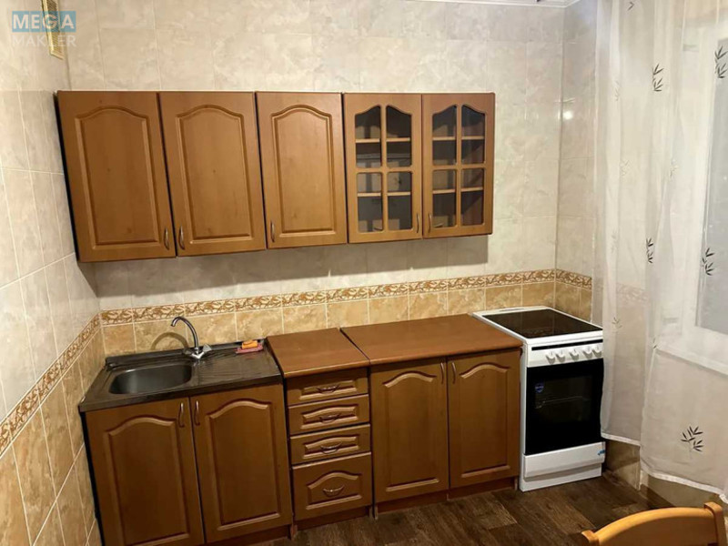 Оренда 1 кімнатної квартири, <a class="location-link" href="/kiev/" title="Недвижимость Київ">Київ</a>, <a class="location-link" href="/kiev/podolskij/" title="Недвижимость Подільський район">Подільський р-н</a>, Квітневий пров., 1А (изображение 5)