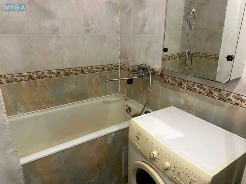 Оренда 1 кімнатної квартири, <a class="location-link" href="/kiev/" title="Недвижимость Київ">Київ</a>, <a class="location-link" href="/kiev/podolskij/" title="Недвижимость Подільський район">Подільський р-н</a>, Квітневий пров., 1А (изображение 11)