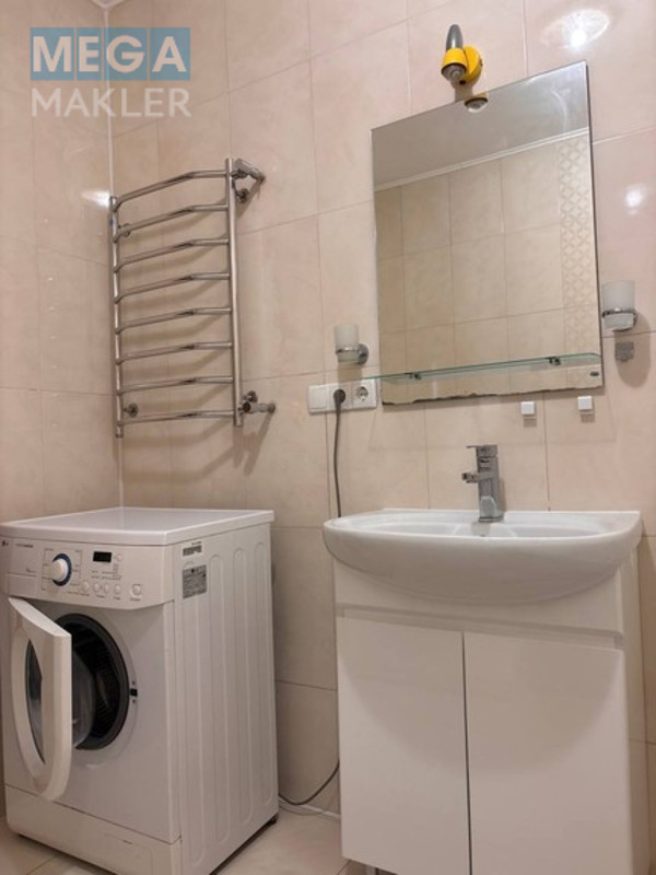 Оренда 2 кімнатної квартири, стандарт, <a class="location-link" href="/kiev/" title="Недвижимость Київ">Київ</a>, <a class="location-link" href="/kiev/darnickij/" title="Недвижимость Дарницький район">Дарницький р-н</a>, Єлизавети Чавдар ( <img src="https://megamakler.com.ua/metro/00ff00.gif" alt="" class="metro" /> м. Осокорки, 10 ) (изображение 12)