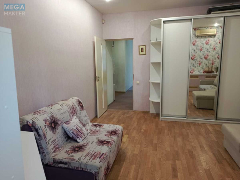 Оренда 3 кімнатної квартири, <a class="location-link" href="/kiev/" title="Недвижимость Київ">Київ</a>, <a class="location-link" href="/kiev/pecherskij/" title="Недвижимость Печерський район">Печерський р-н</a>, Михаила Бойчука ул., 12 (изображение 15)