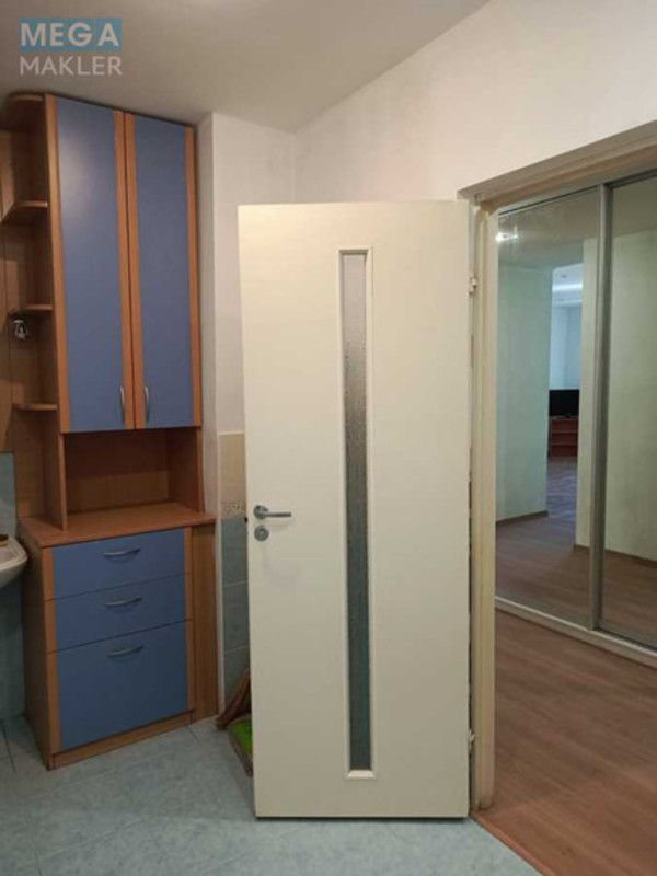 Оренда 3 кімнатної квартири, <a class="location-link" href="/kiev/" title="Недвижимость Київ">Київ</a>, <a class="location-link" href="/kiev/pecherskij/" title="Недвижимость Печерський район">Печерський р-н</a>, Михаила Бойчука ул., 12 (изображение 21)