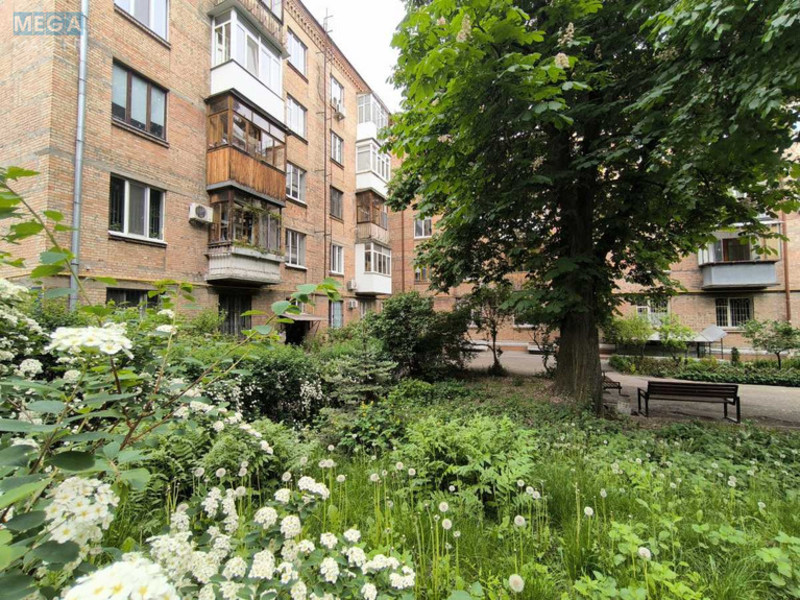 Продаж 3 кімнатної квартири (75/51/8,4), 4 пов. 5 пов. будинку, <a class="location-link" href="/kiev/" title="Недвижимость Київ">Київ</a>, <a class="location-link" href="/kiev/pecherskij/" title="Недвижимость Печерський район">Печерський р-н</a>, Джона Маккейна вул., 41/22 (изображение 7)
