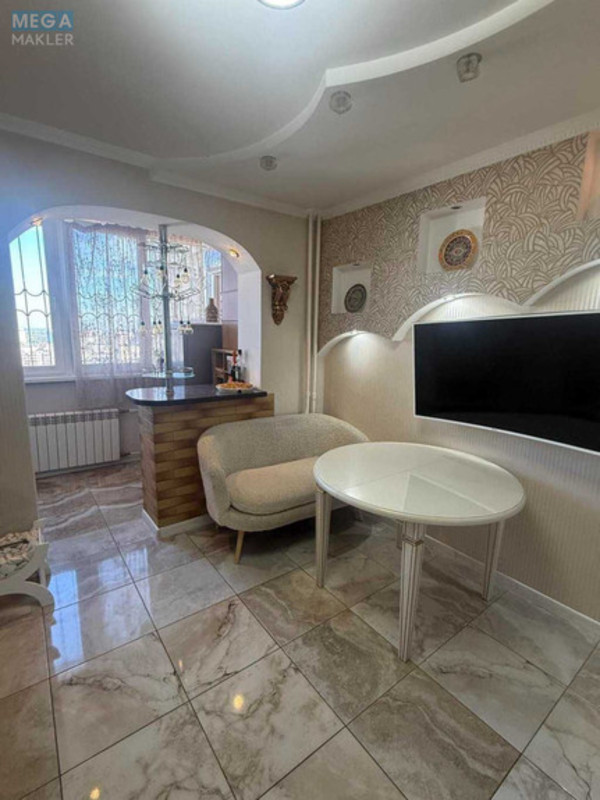 Продаж 3 кімнатної квартири (99/52/20), 20 пов. 22 пов. будинку, <a class="location-link" href="/kiev/" title="Недвижимость Київ">Київ</a>, <a class="location-link" href="/kiev/desnyanskij/" title="Недвижимость Деснянський район">Деснянський р-н</a>, Марини Цвєтаєвої вул., 3 (изображение 2)