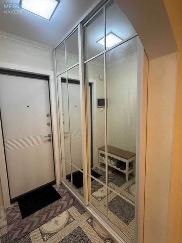 Продаж 3 кімнатної квартири (99/52/20), 20 пов. 22 пов. будинку, <a class="location-link" href="/kiev/" title="Недвижимость Київ">Київ</a>, <a class="location-link" href="/kiev/desnyanskij/" title="Недвижимость Деснянський район">Деснянський р-н</a>, Марини Цвєтаєвої вул., 3 (изображение 14)
