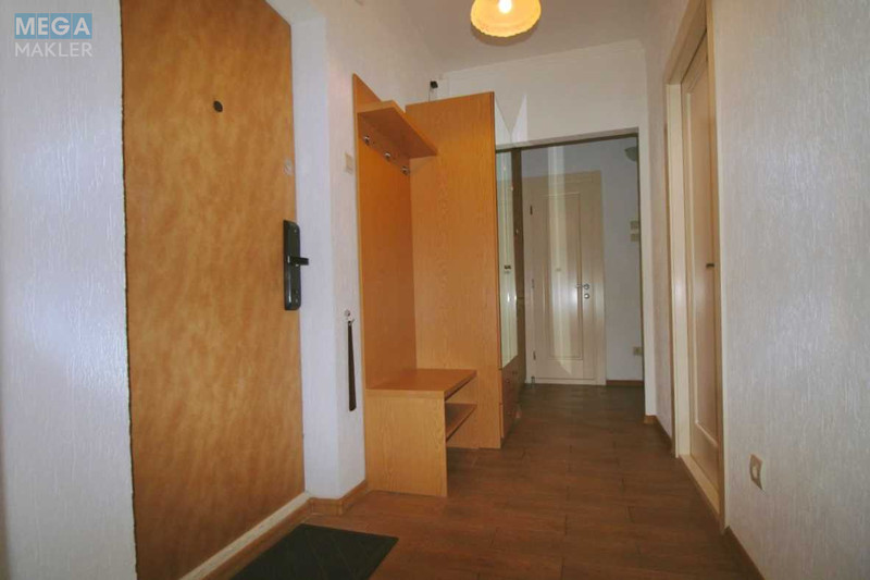 Оренда 2 кімнатної квартири, <a class="location-link" href="/kiev/" title="Недвижимость Київ">Київ</a>, <a class="location-link" href="/kiev/solomenskij/" title="Недвижимость Солом'янський район">Солом'янський р-н</a>, Машиностроительная ул., 21 (изображение 6)