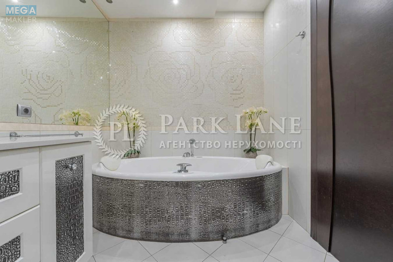 Продаж 3 кімнатної квартири (128/67/25), 9 пов. 15 пов. будинку, <a class="location-link" href="/kiev/" title="Недвижимость Київ">Київ</a>, <a class="location-link" href="/kiev/svyatoshinskij/" title="Недвижимость Святошинський район">Святошинський р-н</a>, Миколи Руденка бульв., 14Е (изображение 16)