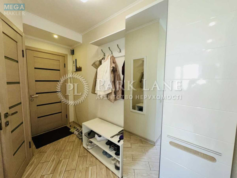 Продаж 1 кімнатної квартири (33/18/6), 6 пов. 8 пов. будинку, <a class="location-link" href="/kiev/" title="Недвижимость Київ">Київ</a>, <a class="location-link" href="/kiev/dneprovskij/" title="Недвижимость Дніпровський район">Дніпровський р-н</a>, Ентузіастів вул., 3/1 (изображение 4)
