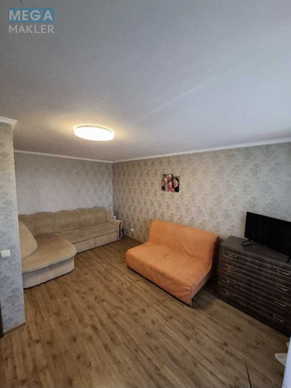 Продаж 1 кімнатної квартири (40/17/14), 8 пов. 10 пов. будинку, <a class="location-link" href="/chernigov/" title="Недвижимость Чернігів">Чернігів</a>, <a class="location-link" href="/chernigov/desnyanskij/" title="Недвижимость Деснянський район">Деснянський р-н</a>, Попова, 31а (изображение 3)