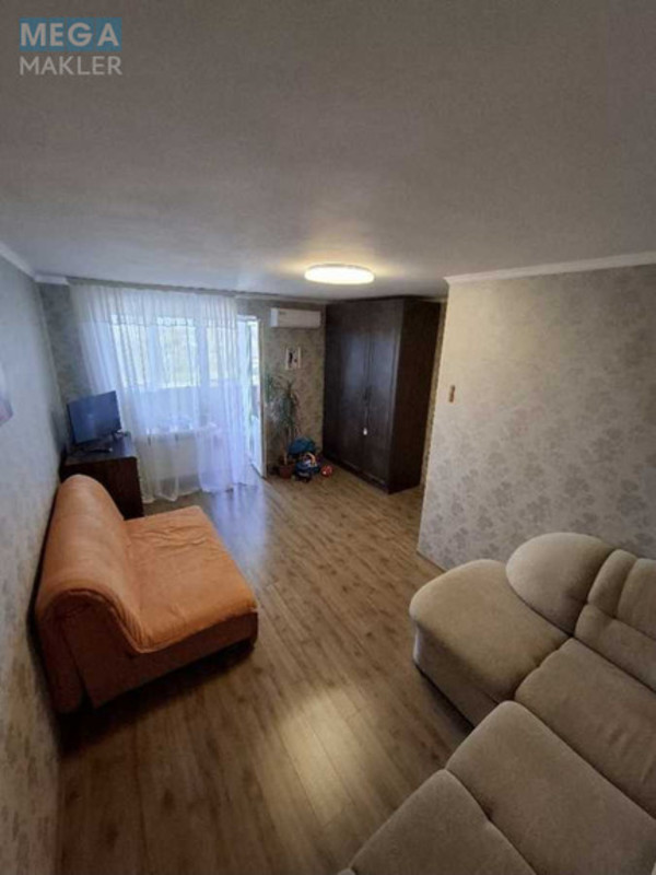 Продаж 1 кімнатної квартири (40/17/14), 8 пов. 10 пов. будинку, <a class="location-link" href="/chernigov/" title="Недвижимость Чернігів">Чернігів</a>, <a class="location-link" href="/chernigov/desnyanskij/" title="Недвижимость Деснянський район">Деснянський р-н</a>, Попова, 31а (изображение 6)