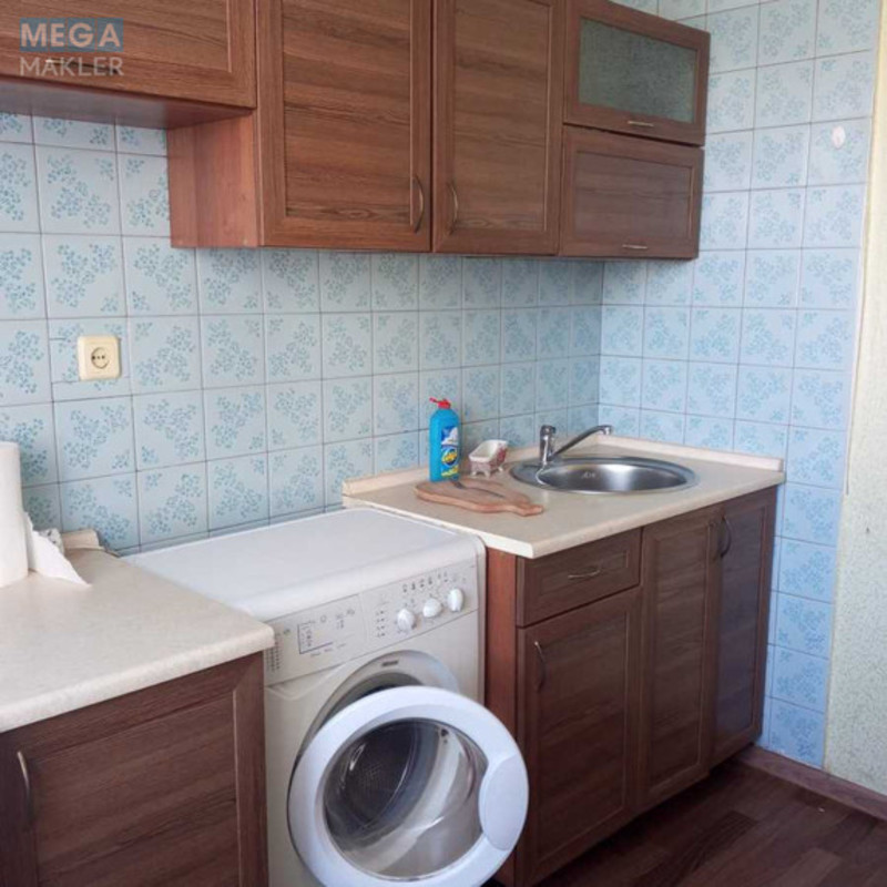 Оренда 2 кімнатної квартири, <a class="location-link" href="/kiev/" title="Недвижимость Київ">Київ</a>, <a class="location-link" href="/kiev/obolonskij/" title="Недвижимость Оболонський район">Оболонський р-н</a>, Героїв Сталінграду просп., 52 (изображение 3)