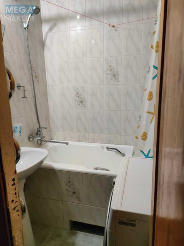 Оренда 2 кімнатної квартири, <a class="location-link" href="/kiev/" title="Недвижимость Київ">Київ</a>, <a class="location-link" href="/kiev/darnickij/" title="Недвижимость Дарницький район">Дарницький р-н</a>, Ларисы Руденко ул., 13 (изображение 5)
