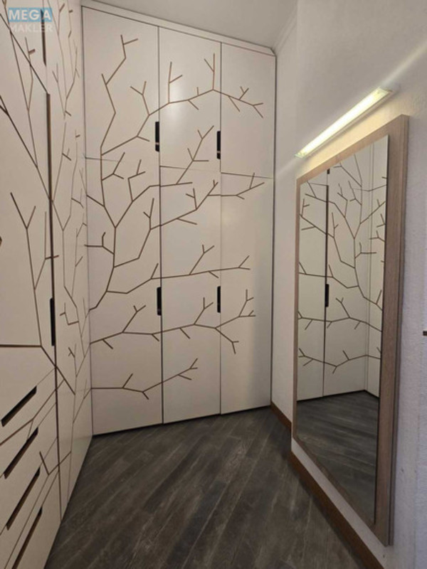 Оренда 4 кімнатні квартири, <a class="location-link" href="/kiev/" title="Недвижимость Київ">Київ</a>, <a class="location-link" href="/kiev/goloseevskij/" title="Недвижимость Голосіївський район">Голосіївський р-н</a>, Ломоносова ул., 75а (изображение 17)
