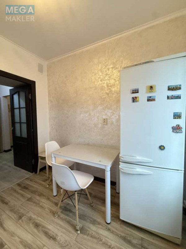 Оренда 2 кімнатної квартири, <a class="location-link" href="/kiev/" title="Недвижимость Київ">Київ</a>, <a class="location-link" href="/kiev/svyatoshinskij/" title="Недвижимость Святошинський район">Святошинський р-н</a>, Жмеринська вул., 36 (изображение 3)