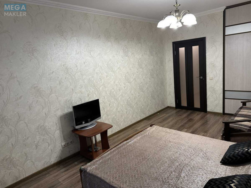 Оренда 1 кімнатної квартири, <a class="location-link" href="/kiev/" title="Недвижимость Київ">Київ</a>, <a class="location-link" href="/kiev/darnickij/" title="Недвижимость Дарницький район">Дарницький р-н</a>, Урловская ул., 23а (изображение 4)