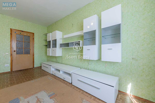Продаж 1 кімнатної квартири (43,3/18/10,7), 10 пов. 17 пов. будинку, <a class="location-link" href="/kiev/" title="Недвижимость Київ">Київ</a>, <a class="location-link" href="/kiev/desnyanskij/" title="Недвижимость Деснянський район">Деснянський р-н</a>, Лісківська вул., 18в (изображение 3)