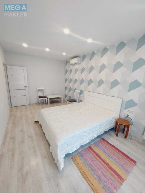 Оренда 1 кімнатної квартири, <a class="location-link" href="/kiev/" title="Недвижимость Київ">Київ</a>, <a class="location-link" href="/kiev/goloseevskij/" title="Недвижимость Голосіївський район">Голосіївський р-н</a>, Метрологическая ул., 62 (изображение 2)