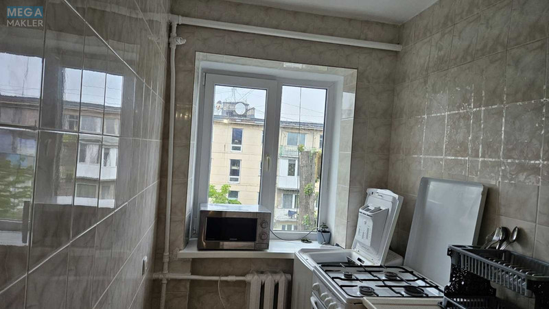 Оренда 3 кімнатної квартири, <a class="location-link" href="/odessa/" title="Недвижимость Одеса">Одеса</a>, <a class="location-link" href="/odessa/primorskij/" title="Недвижимость Приморський район">Приморський р-н</a>, Савельева, 24 (изображение 4)