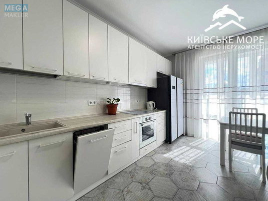 Оренда 1 кімнатної квартири, <a class="location-link" href="/kiev/" title="Недвижимость Київ">Київ</a>, <a class="location-link" href="/kiev/dneprovskij/" title="Недвижимость Дніпровський район">Дніпровський р-н</a>, Воскресенська вул., 18А (изображение 4)