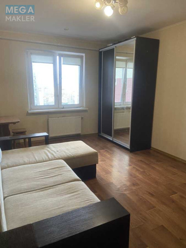 Оренда 3 кімнатної квартири, <a class="location-link" href="/kiev/" title="Недвижимость Київ">Київ</a>, <a class="location-link" href="/kiev/podolskij/" title="Недвижимость Подільський район">Подільський р-н</a>, Сергея Данченко вул., 3 (изображение 7)