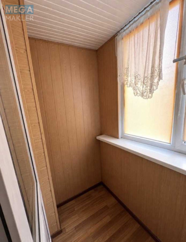 Продаж 1 кімнатної квартири (35/15,4/8), 6 пов. 9 пов. будинку, <a class="location-link" href="/kiev/" title="Недвижимость Київ">Київ</a>, <a class="location-link" href="/kiev/obolonskij/" title="Недвижимость Оболонський район">Оболонський р-н</a>, Юрія Кондратюка вул., 4 (изображение 6)