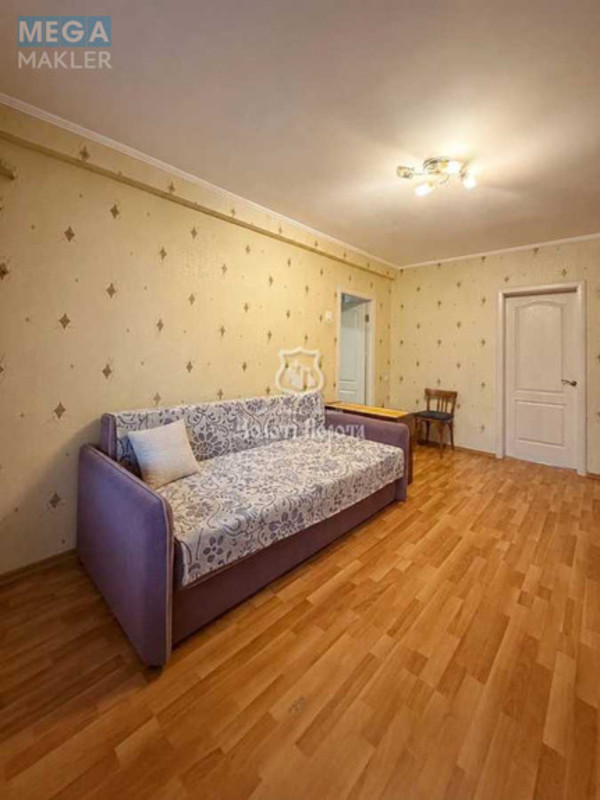 Продаж 2 кімнатної квартири (44,8/29,5/7,7), 3 пов. 5 пов. будинку, <a class="location-link" href="/kiev/" title="Недвижимость Київ">Київ</a>, <a class="location-link" href="/kiev/dneprovskij/" title="Недвижимость Дніпровський район">Дніпровський р-н</a>, Космічна вул., 3 (изображение 4)