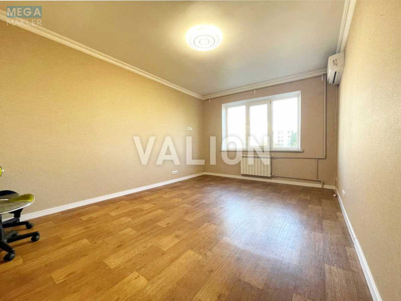 Продаж 3 кімнатної квартири (70/42/7), 4 пов. 9 пов. будинку, <a class="location-link" href="/kiev/" title="Недвижимость Київ">Київ</a>, <a class="location-link" href="/kiev/darnickij/" title="Недвижимость Дарницький район">Дарницький р-н</a>, Декабристів вул., 5 (изображение 2)