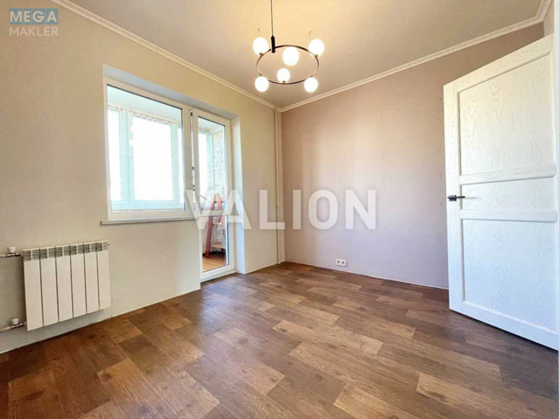 Продаж 3 кімнатної квартири (70/42/7), 4 пов. 9 пов. будинку, <a class="location-link" href="/kiev/" title="Недвижимость Київ">Київ</a>, <a class="location-link" href="/kiev/darnickij/" title="Недвижимость Дарницький район">Дарницький р-н</a>, Декабристів вул., 5 (изображение 3)