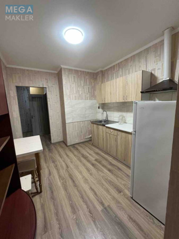 Оренда 1 кімнатної квартири, <a class="location-link" href="/kiev/" title="Недвижимость Київ">Київ</a>, <a class="location-link" href="/kiev/dneprovskij/" title="Недвижимость Дніпровський район">Дніпровський р-н</a>, Лобачевського пров., 7 (изображение 2)