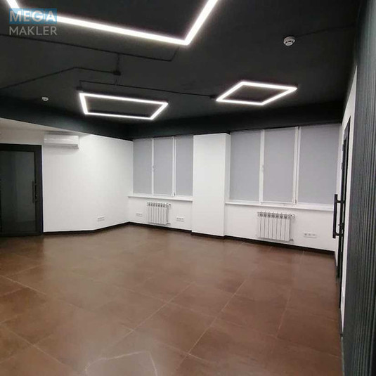 Оренда комерційної нерухомості, 90&nbsp;кв.м, под офис, <a class="location-link" href="/kiev/" title="Недвижимость Київ">Київ</a>, <a class="location-link" href="/kiev/dneprovskij/" title="Недвижимость Дніпровський район">Дніпровський р-н</a>, Евгения Сверстюка ул., 11 (изображение 2)