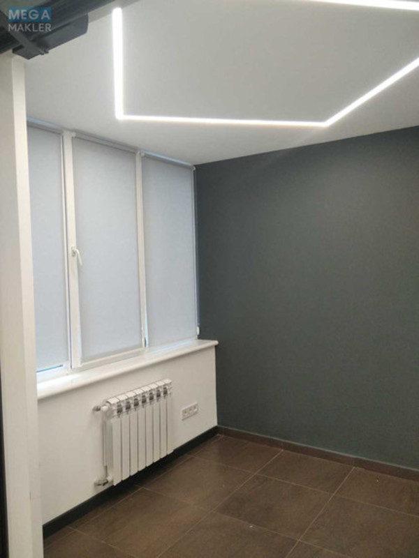 Оренда комерційної нерухомості, 90&nbsp;кв.м, под офис, <a class="location-link" href="/kiev/" title="Недвижимость Київ">Київ</a>, <a class="location-link" href="/kiev/dneprovskij/" title="Недвижимость Дніпровський район">Дніпровський р-н</a>, Евгения Сверстюка ул., 11 (изображение 8)