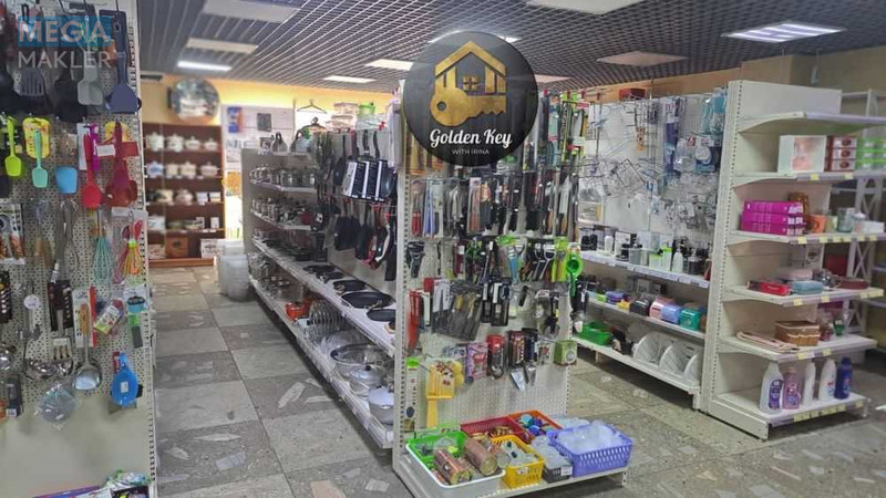 Оренда комерційної нерухомості, 36&nbsp;кв.м, <a class="location-link" href="/kiev/" title="Недвижимость Київ">Київ</a>, <a class="location-link" href="/kiev/darnickij/" title="Недвижимость Дарницький район">Дарницький р-н</a>, Ревуцького вул. (изображение 6)