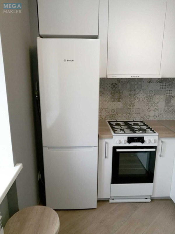 Оренда 2 кімнатної квартири, <a class="location-link" href="/kiev/" title="Недвижимость Київ">Київ</a>, <a class="location-link" href="/kiev/solomenskij/" title="Недвижимость Солом'янський район">Солом'янський р-н</a>, Чоколівський бульв., 3 (изображение 10)
