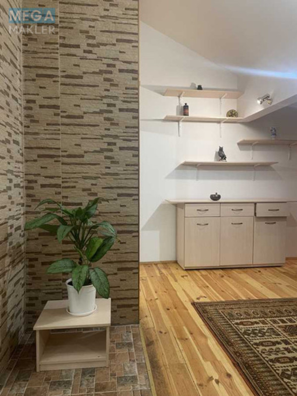 Оренда 1 кімнатної квартири, <a class="location-link" href="/kiev/" title="Недвижимость Київ">Київ</a>, <a class="location-link" href="/kiev/podolskij/" title="Недвижимость Подільський район">Подільський р-н</a>, Кирилловская ул., 24 (изображение 15)