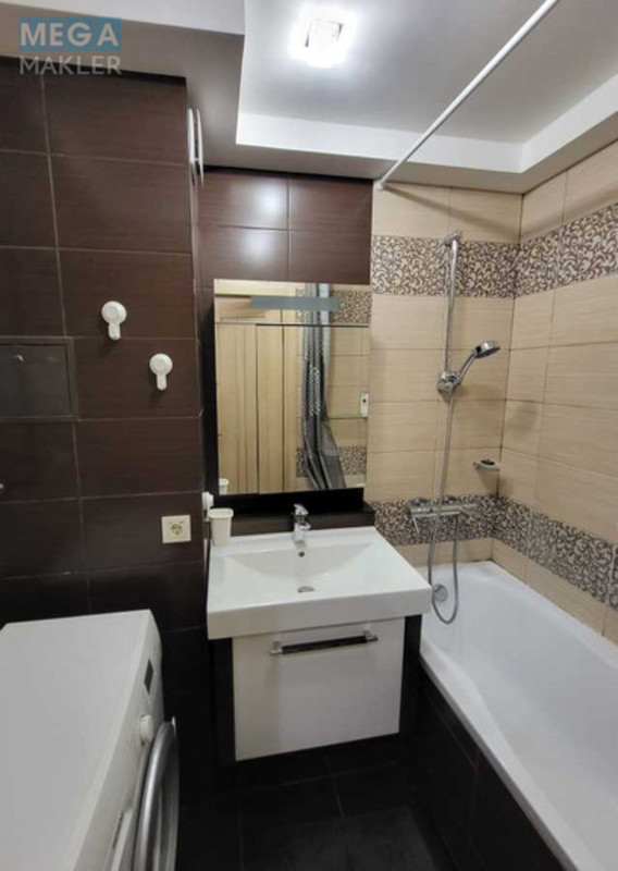 Оренда 3 кімнатної квартири, <a class="location-link" href="/kiev/" title="Недвижимость Київ">Київ</a>, <a class="location-link" href="/kiev/goloseevskij/" title="Недвижимость Голосіївський район">Голосіївський р-н</a>, Голосіївський просп., 89 (изображение 14)