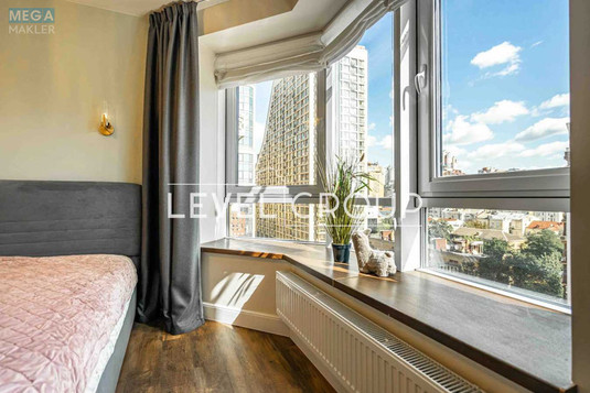 Продаж 2 кімнатної квартири (75,7/32/34), 10 пов. 19 пов. будинку, <a class="location-link" href="/kiev/" title="Недвижимость Київ">Київ</a>, <a class="location-link" href="/kiev/shevchenkovskij/" title="Недвижимость Шевченківський район">Шевченківський р-н</a>, Золотоустівська вул., 25 (изображение 11)