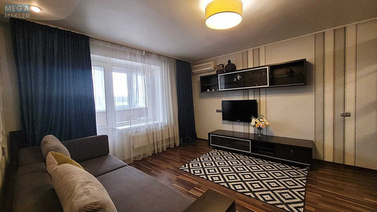 Продаж 3 кімнатної квартири (70/38/9), 2 пов. 18 пов. будинку, <a class="location-link" href="/kiev/" title="Недвижимость Київ">Київ</a>, <a class="location-link" href="/kiev/dneprovskij/" title="Недвижимость Дніпровський район">Дніпровський р-н</a>, Дніпровська наб., 13 (изображение 2)