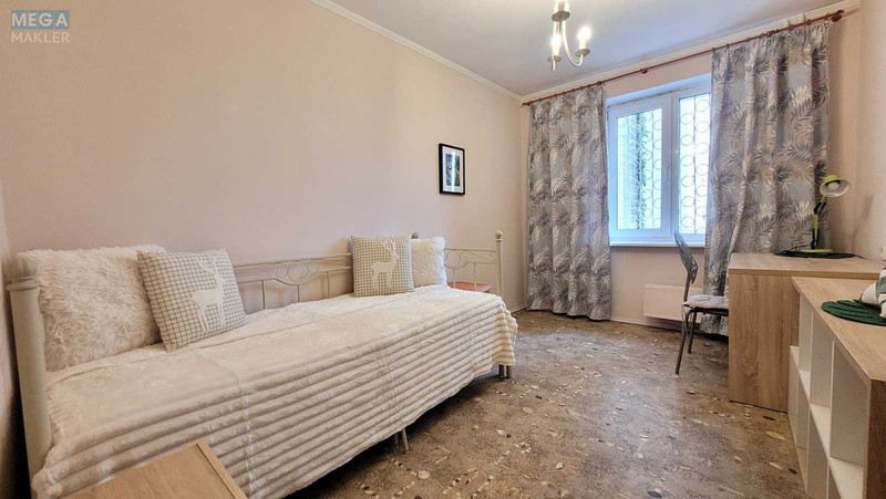Продаж 3 кімнатної квартири (70/38/9), 2 пов. 18 пов. будинку, <a class="location-link" href="/kiev/" title="Недвижимость Київ">Київ</a>, <a class="location-link" href="/kiev/dneprovskij/" title="Недвижимость Дніпровський район">Дніпровський р-н</a>, Дніпровська наб., 13 (изображение 7)