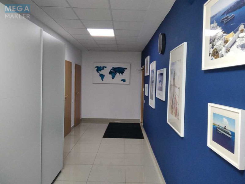 Оренда комерційної нерухомості, 215&nbsp;кв.м, под офис, <a class="location-link" href="/kiev/" title="Недвижимость Київ">Київ</a>, <a class="location-link" href="/kiev/dneprovskij/" title="Недвижимость Дніпровський район">Дніпровський р-н</a>, Евгения Сверстюка ул., 11 (изображение 5)