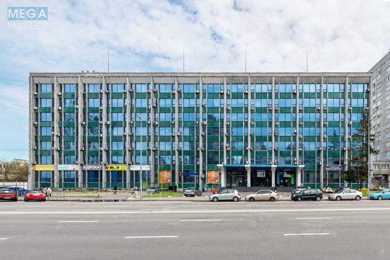 Оренда комерційної нерухомості, 215&nbsp;кв.м, под офис, <a class="location-link" href="/kiev/" title="Недвижимость Київ">Київ</a>, <a class="location-link" href="/kiev/dneprovskij/" title="Недвижимость Дніпровський район">Дніпровський р-н</a>, Евгения Сверстюка ул., 11 (изображение 19)
