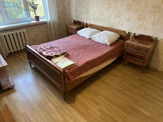 Оренда 2 кімнатної квартири, <a class="location-link" href="/kiev/" title="Недвижимость Київ">Київ</a>, <a class="location-link" href="/kiev/svyatoshinskij/" title="Недвижимость Святошинський район">Святошинський р-н</a>, Литвиненко-Вольгемут вул., 5 (изображение 3)