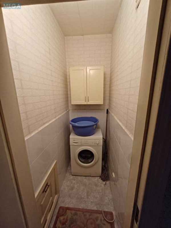 Продаж 3 кімнатної квартири (95,3/?/9,9), 8 пов. 20 пов. будинку, <a class="location-link" href="/kiev/" title="Недвижимость Київ">Київ</a>, <a class="location-link" href="/kiev/pecherskij/" title="Недвижимость Печерський район">Печерський р-н</a>, Старонаводницкая ул., 8а (изображение 9)