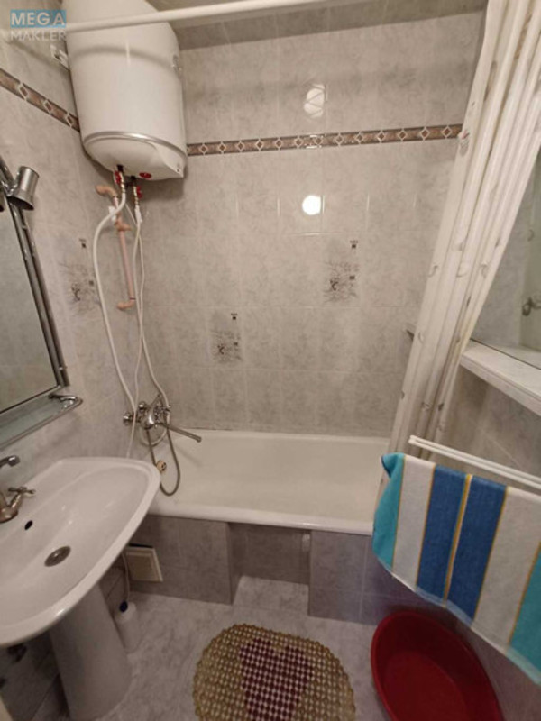 Продаж 3 кімнатної квартири (95,3/?/9,9), 8 пов. 20 пов. будинку, <a class="location-link" href="/kiev/" title="Недвижимость Київ">Київ</a>, <a class="location-link" href="/kiev/pecherskij/" title="Недвижимость Печерський район">Печерський р-н</a>, Старонаводницкая ул., 8а (изображение 11)