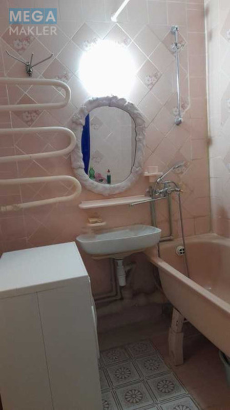 Оренда 1 кімнатної квартири, <a class="location-link" href="/odessa/" title="Недвижимость Одеса">Одеса</a>, <a class="location-link" href="/odessa/primorskij/" title="Недвижимость Приморський район">Приморський р-н</a>, Караванского, 29 (изображение 5)