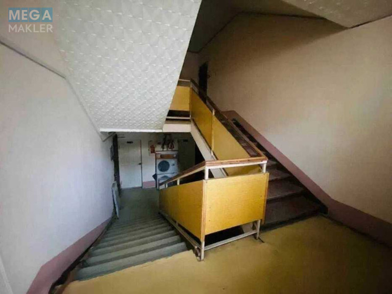 Продаж дома, 2&nbsp;поверху, 600&nbsp;кв.м, 15&nbsp;кімнат, ділянка 8,70&nbsp;соток, <a class="location-link" href="/kiev/" title="Недвижимость Київ">Київ</a>, <a class="location-link" href="/kiev/goloseevskij/" title="Недвижимость Голосіївський район">Голосіївський р-н</a>, Паньківська вул., 6б (изображение 15)