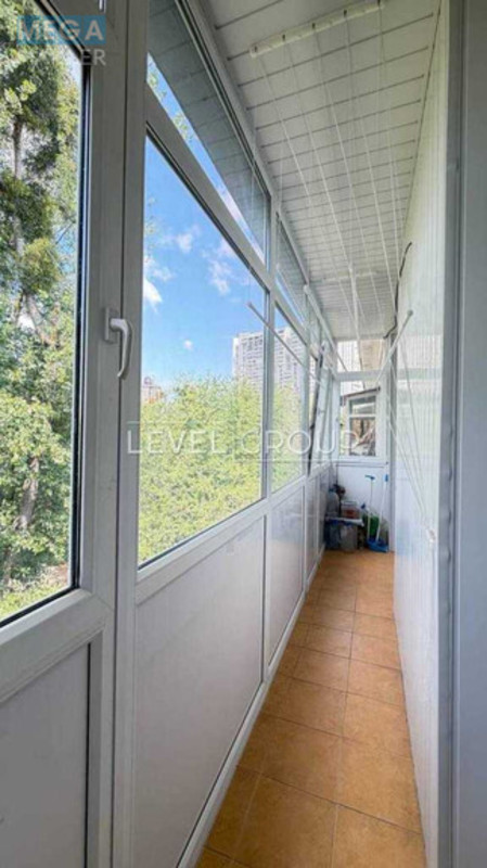 Продаж 2 кімнатної квартири (62/?/8), 5 пов. 5 пов. будинку, <a class="location-link" href="/kiev/" title="Недвижимость Київ">Київ</a>, <a class="location-link" href="/kiev/pecherskij/" title="Недвижимость Печерський район">Печерський р-н</a>, Чигоріна вул., 55 (изображение 11)