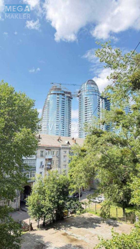 Продаж 2 кімнатної квартири (62/?/8), 5 пов. 5 пов. будинку, <a class="location-link" href="/kiev/" title="Недвижимость Київ">Київ</a>, <a class="location-link" href="/kiev/pecherskij/" title="Недвижимость Печерський район">Печерський р-н</a>, Чигоріна вул., 55 (изображение 12)